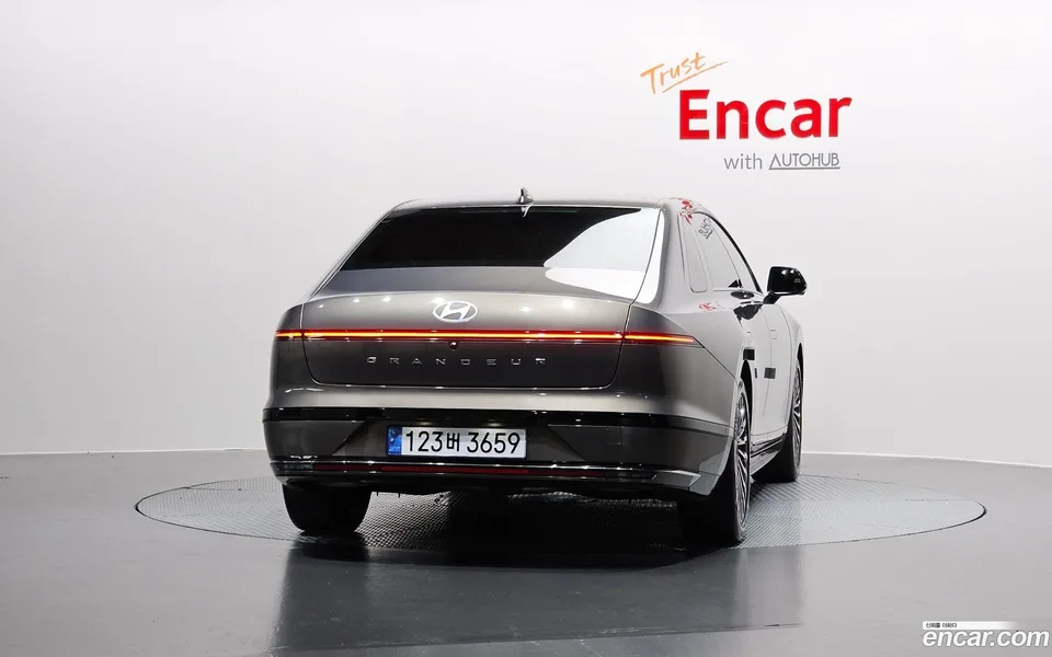 Hyundai Grandeur 2.5 2WD 2023 — миниатюра 4