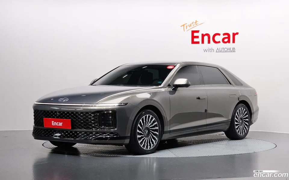 Hyundai Grandeur 2.5 2WD 2023 — фото 1, купить с доставкой в Москву