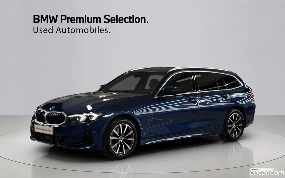 BMW 3 Series 320d 2023 — фото 1, купить с доставкой в Москву
