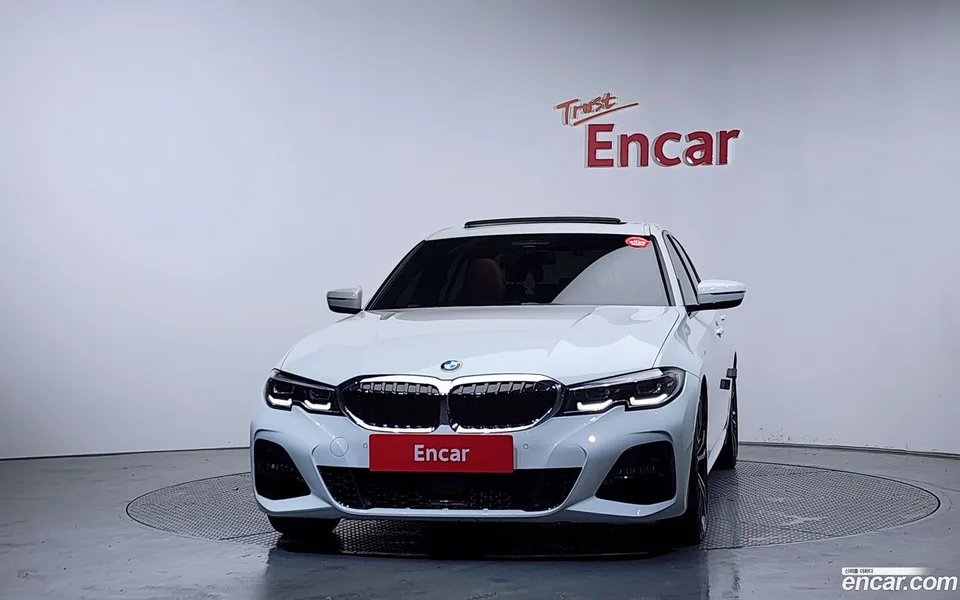 BMW 3 Series 320i M 2022 — миниатюра 3