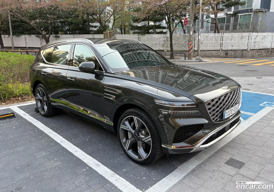 Genesis GV80 2.5T 2WD 2024 — миниатюра 2
