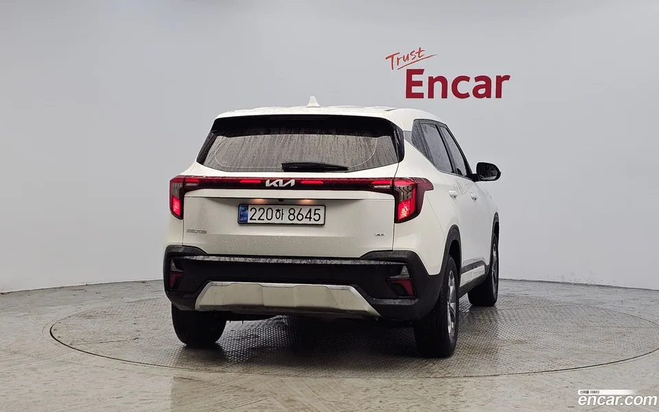 Kia Seltos 2.0 4WD 2024 — миниатюра 4