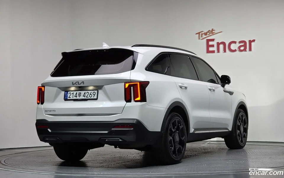 Kia Sorento 2.5T 2WD 2024 — миниатюра 2