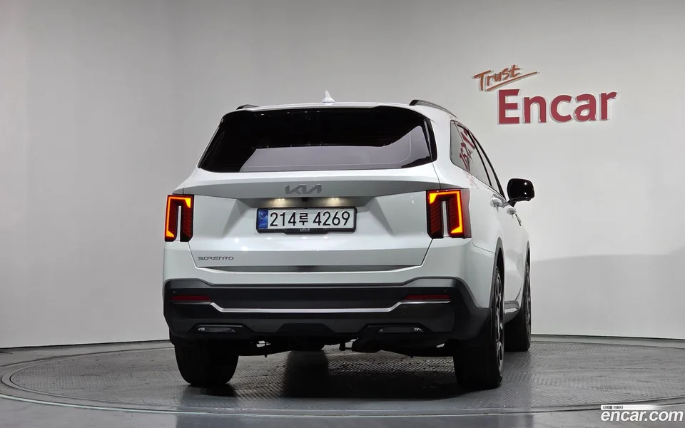 Kia Sorento 2.5T 2WD 2024 — миниатюра 4