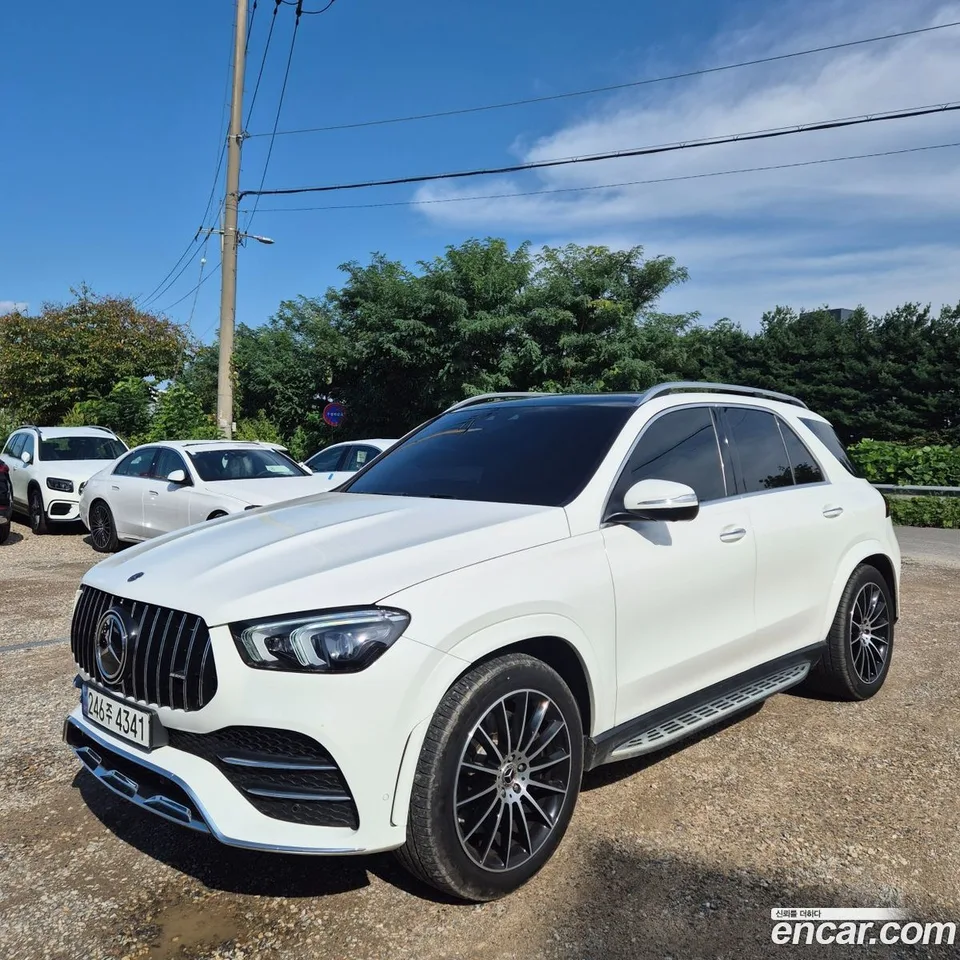 Mercedes-Benz GLE-Class GLE450 4MATIC AMG Line 2023 — миниатюра 2