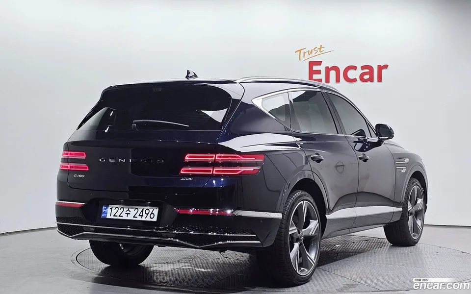 Genesis GV80 2.5T 2WD 2024 — миниатюра 2