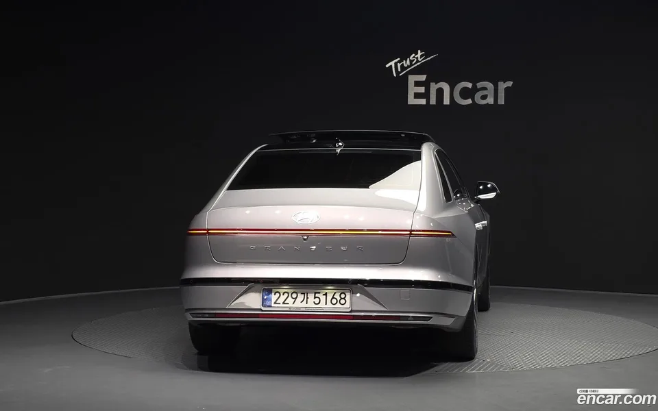 Hyundai Grandeur Hybrid 2024 — миниатюра 4