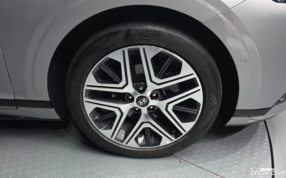 Hyundai Grandeur Hybrid 2024 — миниатюра 5