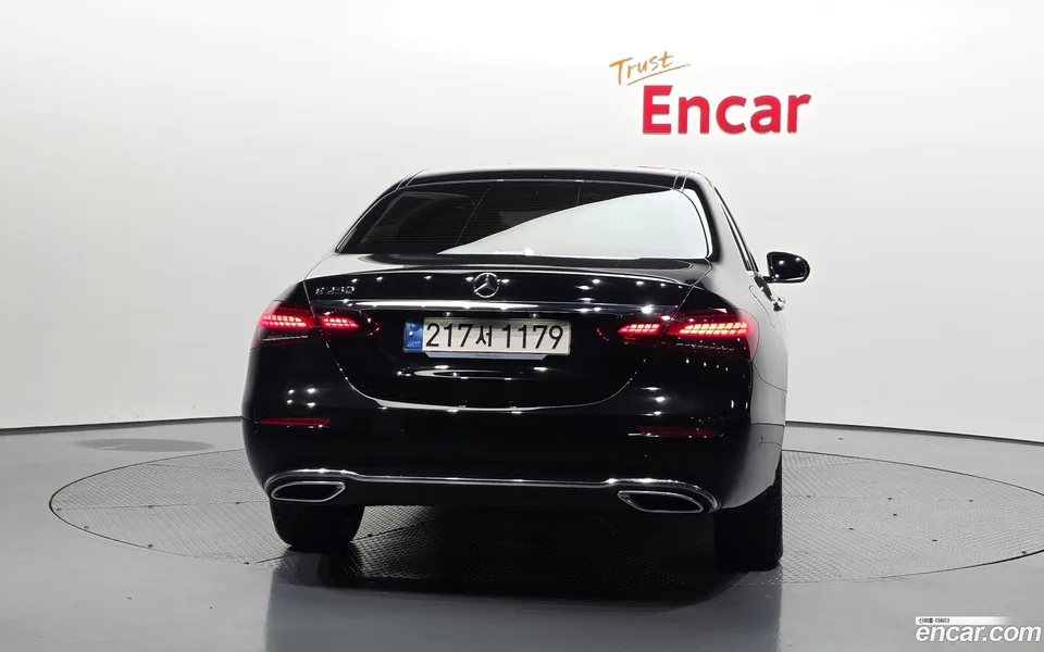 Mercedes-Benz E-Class E250 2023 — миниатюра 4