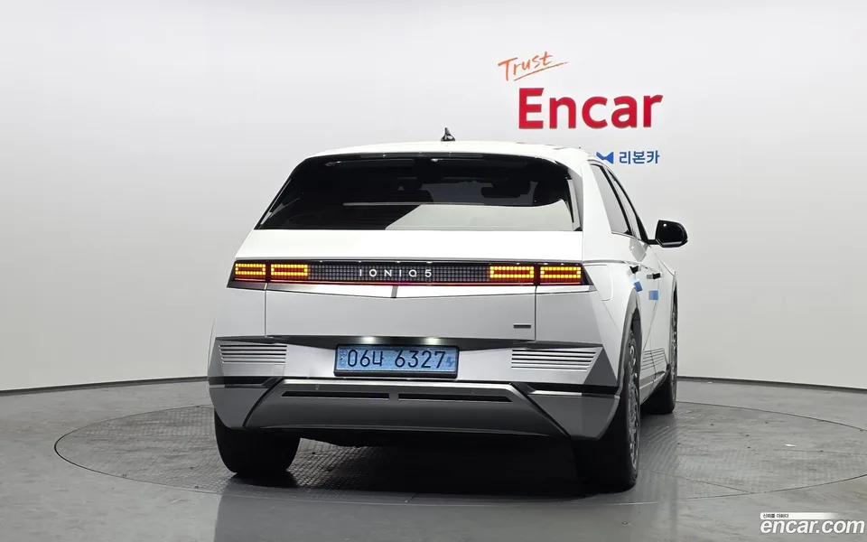 Hyundai Ioniq 5 AWD 2022 — миниатюра 4