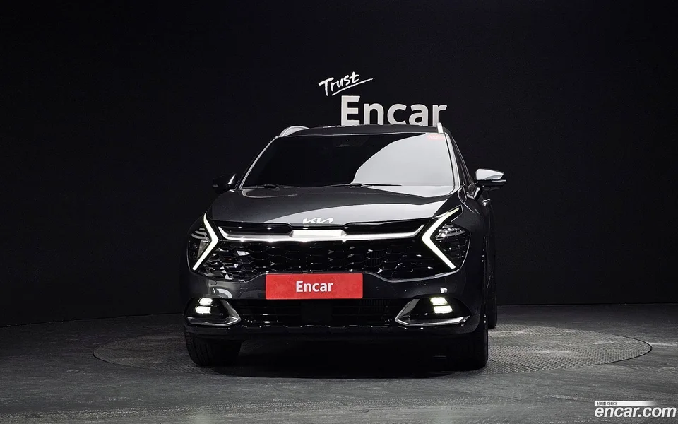 Kia Sportage 1.6 2WD 2023 — миниатюра 3