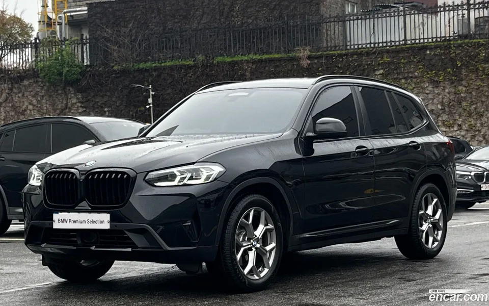 BMW X3 xDrive 20d 2022 — фото 1, купить с доставкой в Москву