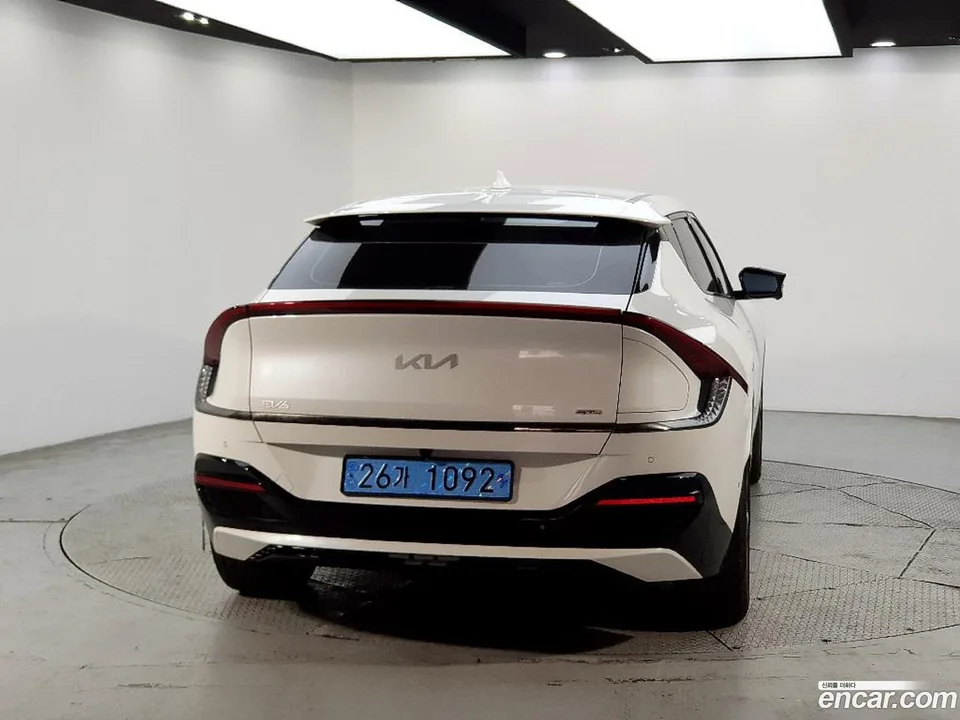 Kia EV6 4WD 2022 — миниатюра 3