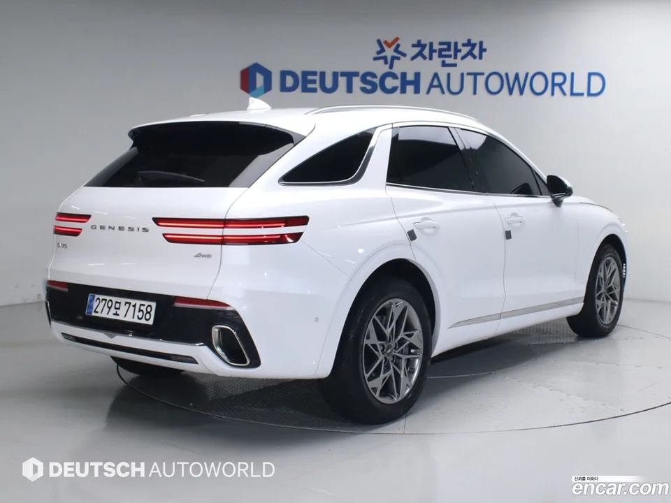 Genesis GV70 2.5T AWD 2024 — миниатюра 4