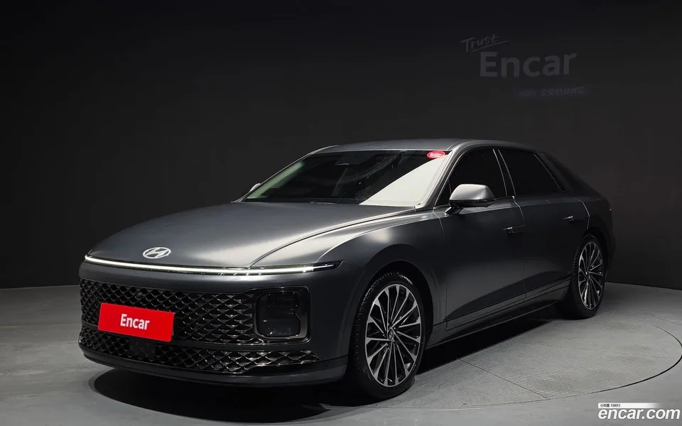 Hyundai Grandeur 2.5 2WD 2023 — фото 1, купить с доставкой в Москву