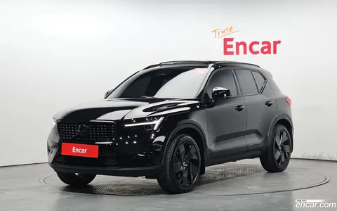 Volvo XC40 2025 купить в Москве
