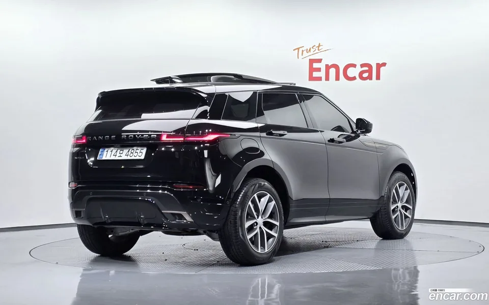 Land Rover Range Rover Evoque P250 SE 2024 — миниатюра 2