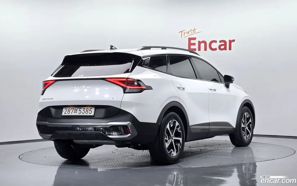 Kia Sportage Hybrid 2WD 2022 — миниатюра 2
