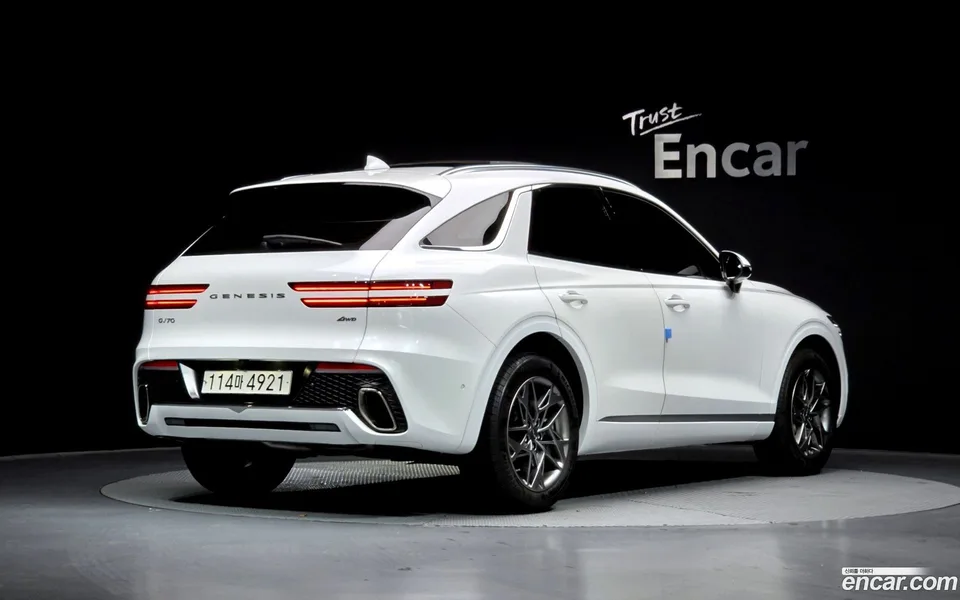 Genesis GV70 2.5T AWD 2022 — миниатюра 2