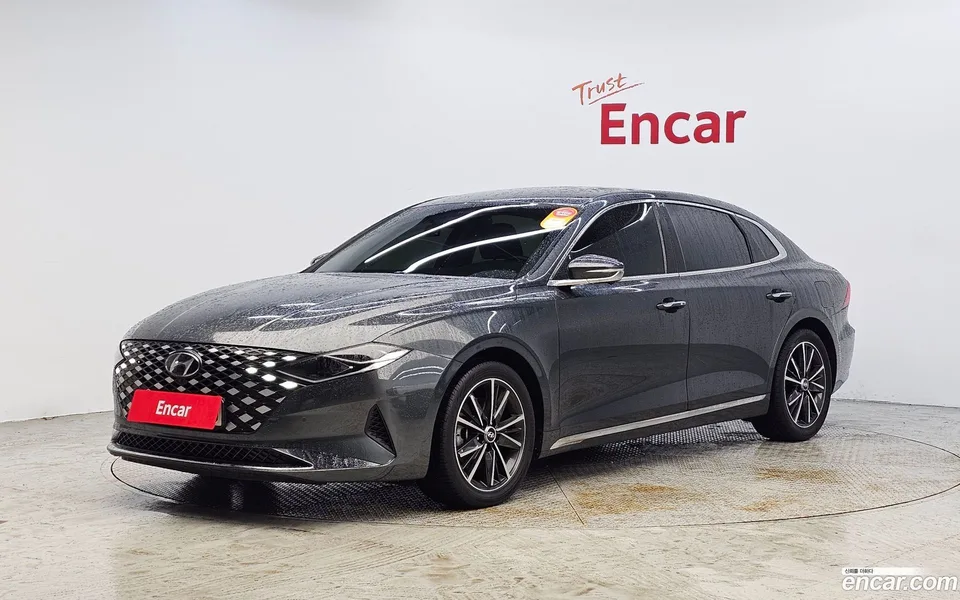 Hyundai Grandeur IG 2.5 2022 — фото 1, купить с доставкой в Москву