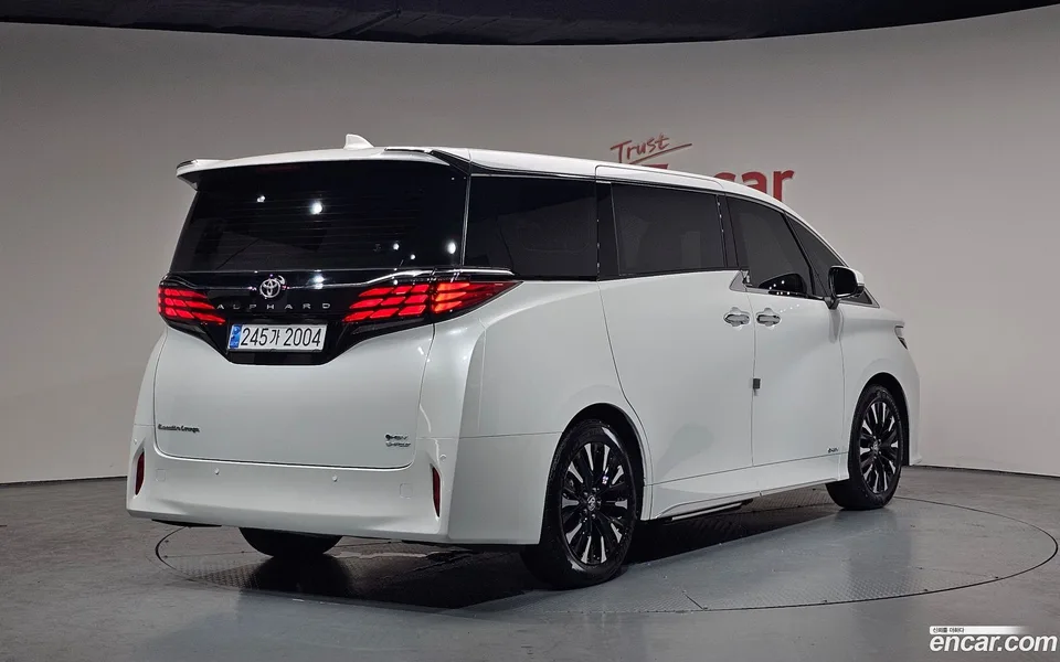 Toyota Alphard 2.5 HEV AWD 2024 — миниатюра 2