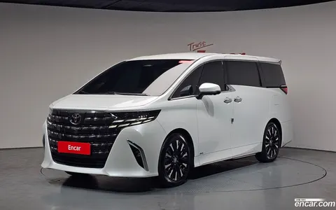 Toyota Alphard 2024 купить в Москве