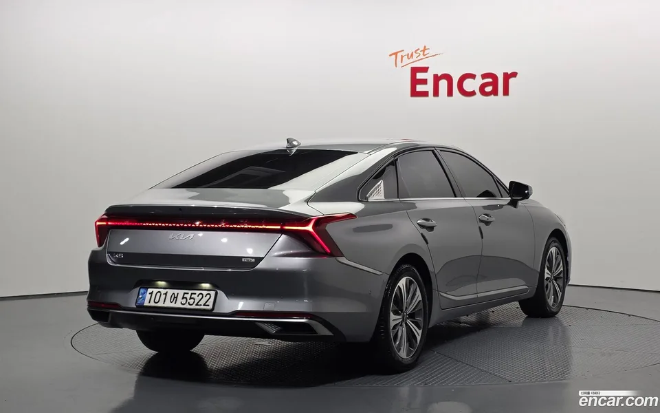Kia K8 Hybrid 2023 — миниатюра 2