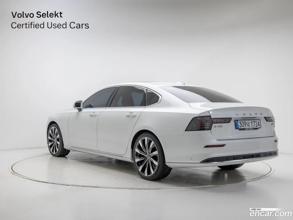 Volvo S90 B5 2025 — миниатюра 4