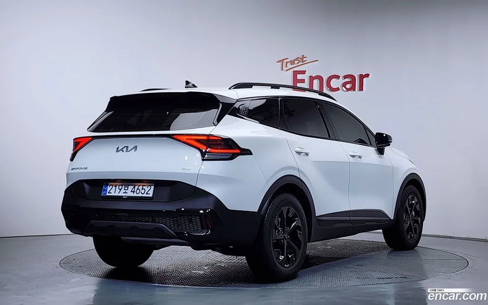 Kia Sportage Hybrid 30 2WD 2024 — миниатюра 2