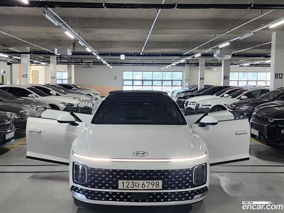 Hyundai Grandeur 3.5 LPG 2WD 2023 — миниатюра 2
