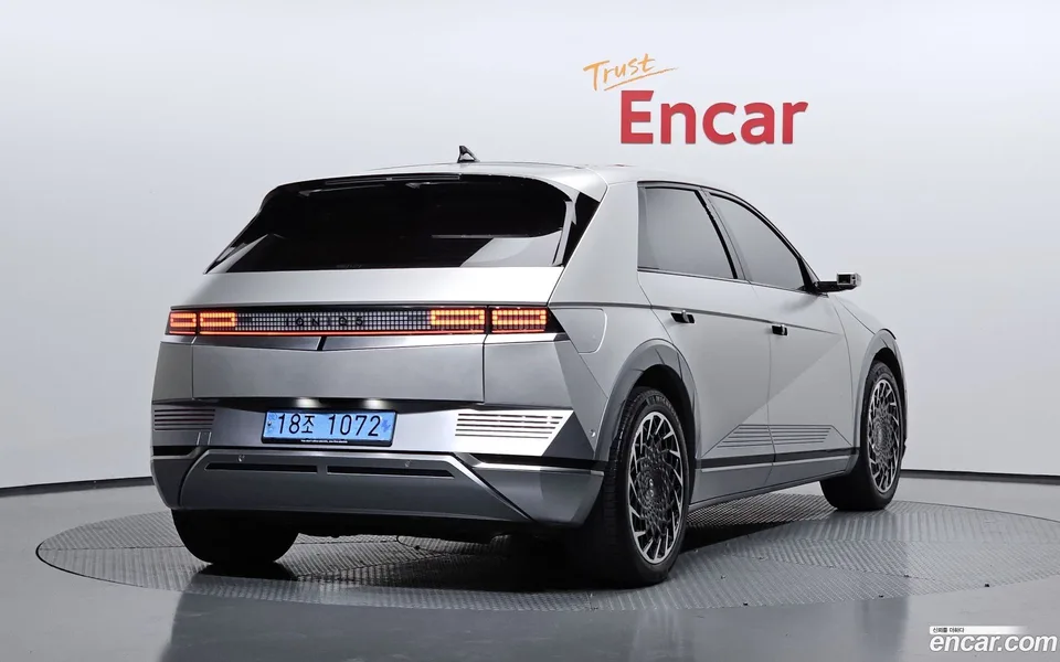 Hyundai Ioniq 5 2022 — миниатюра 2