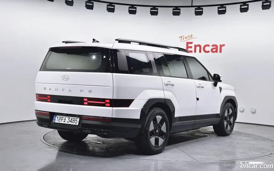 Hyundai Santa Fe HEV 1.6 2WD 2024 — миниатюра 2