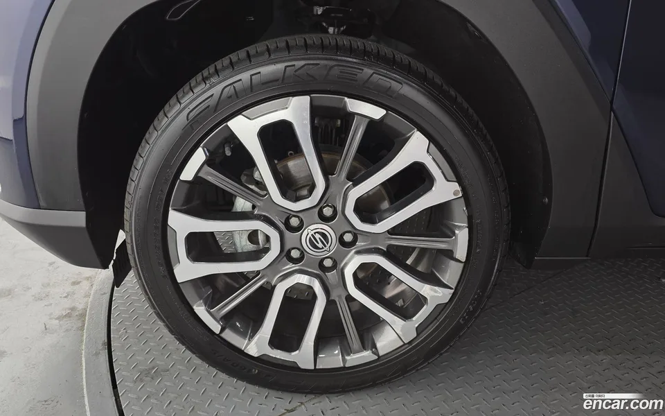 KG Mobility Torres 1.5 2WD 2022 — миниатюра 5