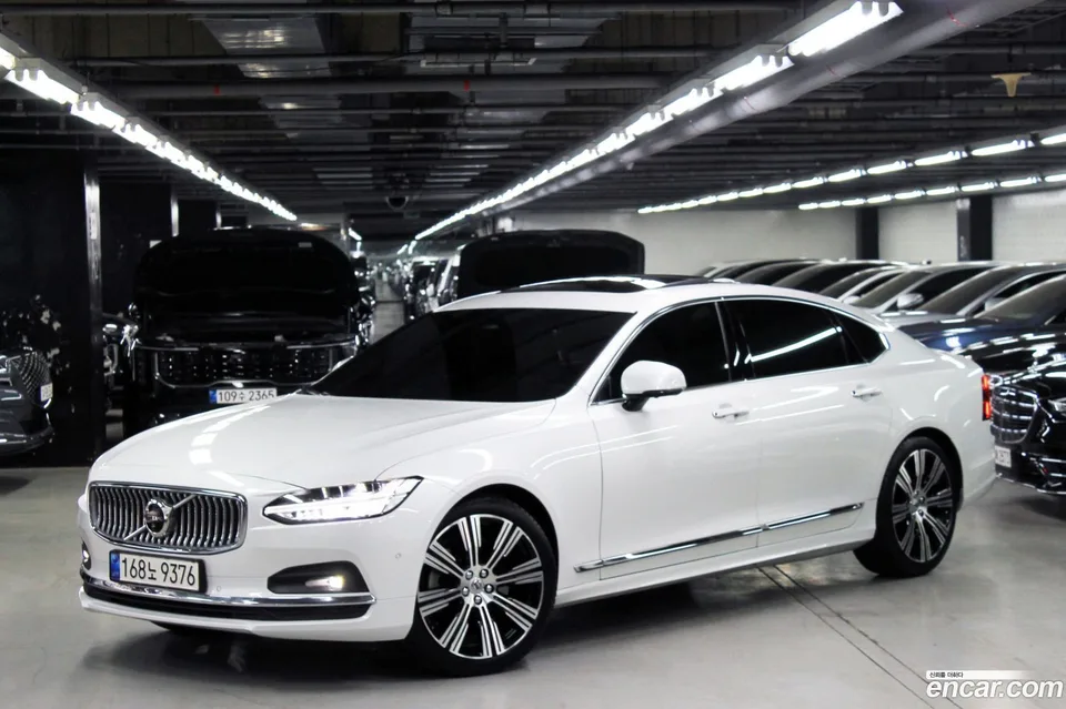 Volvo S90 B6 AWD 2022 — миниатюра 3