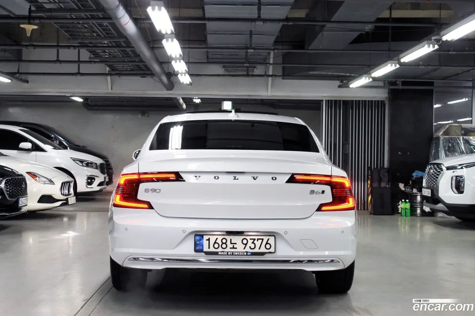 Volvo S90 B6 AWD 2022 — миниатюра 5