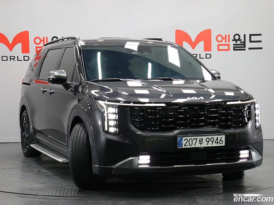 Kia Carnival 7 2023 — миниатюра 2