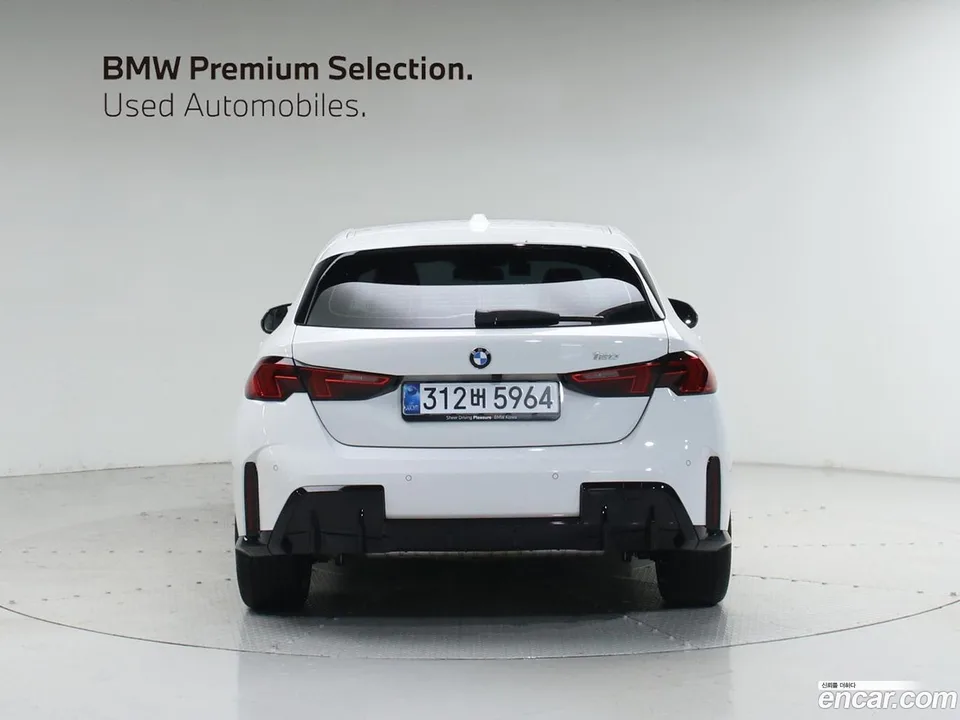 BMW 1 Series 120 M 2025 — миниатюра 3