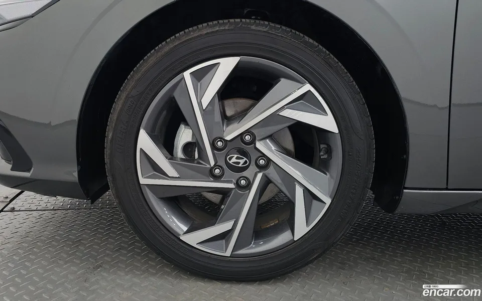 Hyundai Avante CN7 1.6 2023 — миниатюра 5