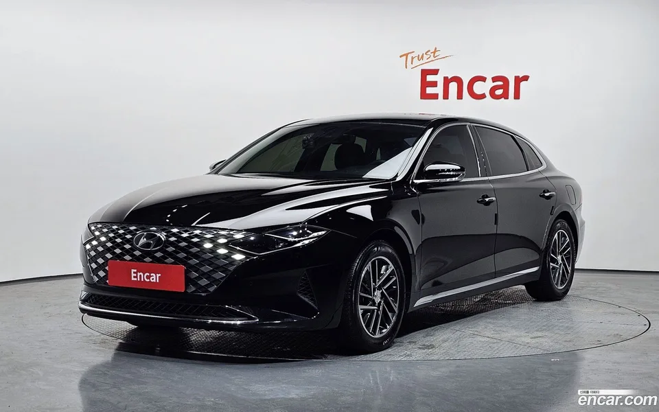 Hyundai Grandeur IG 3.0 LPi () 2022 — фото 1, купить с доставкой в Москву