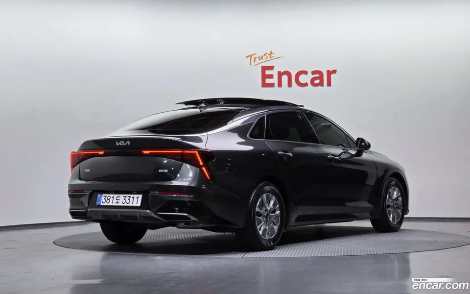 Kia K5 Hybrid 2025 — миниатюра 2