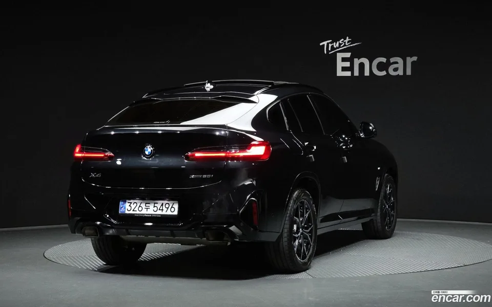 BMW X4 xDrive20i M 2024 — миниатюра 2