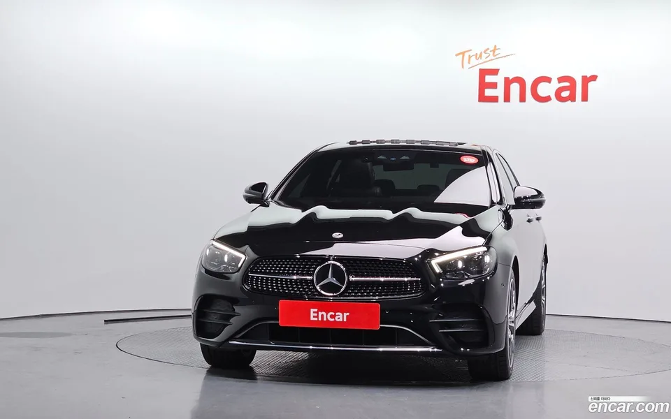 Mercedes-Benz E-Class E220d 4MATIC AMG Line 2022 — миниатюра 3