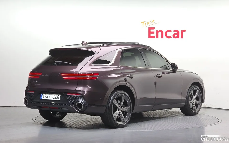 Genesis GV70 2.5T AWD 2023 — миниатюра 2