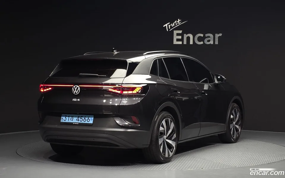 Volkswagen ID.4 2022 — миниатюра 2