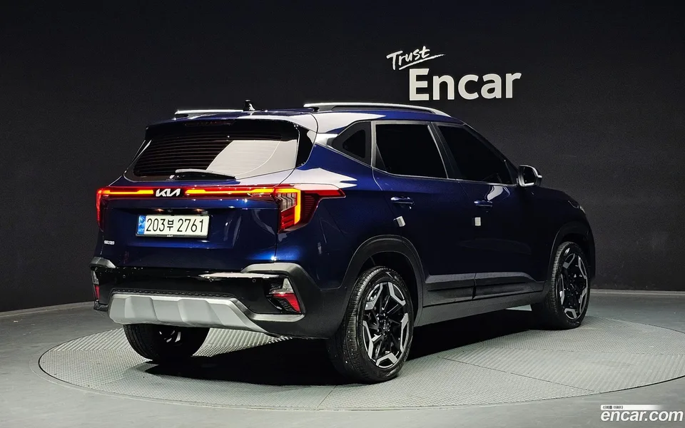 Kia Seltos 1.6 2WD 2023 — миниатюра 2