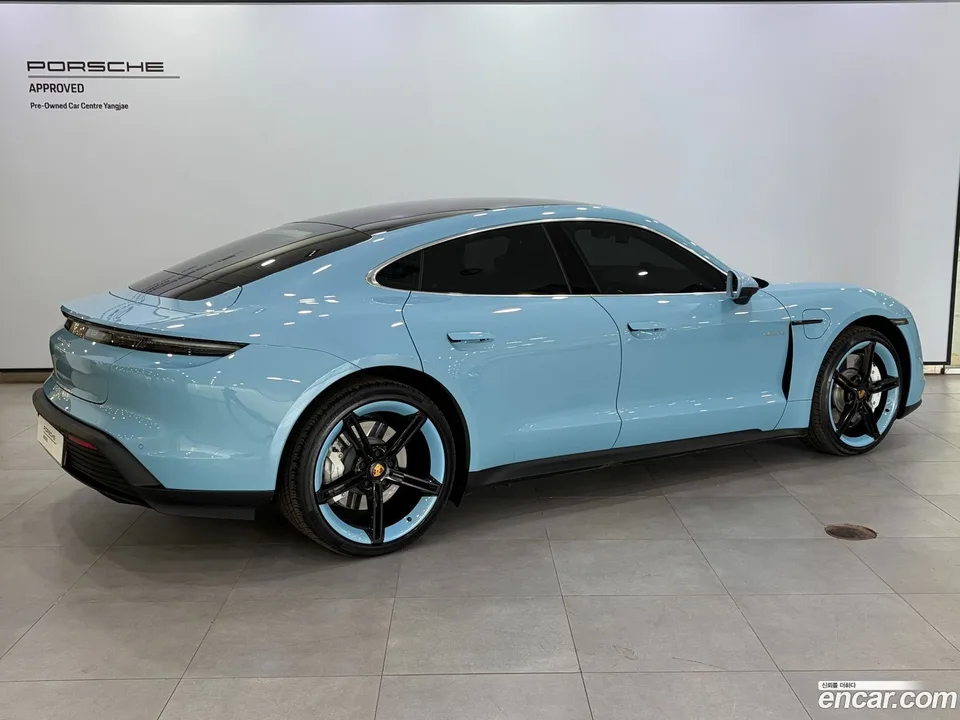 Porsche Taycan 4S 2023 — миниатюра 2