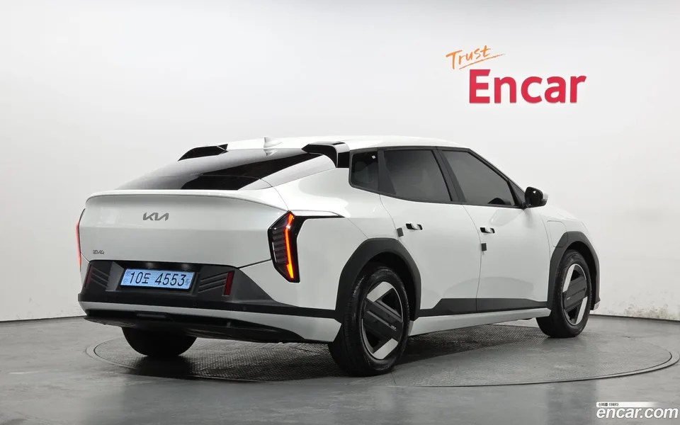 Kia EV4 2WD 2026 — миниатюра 2
