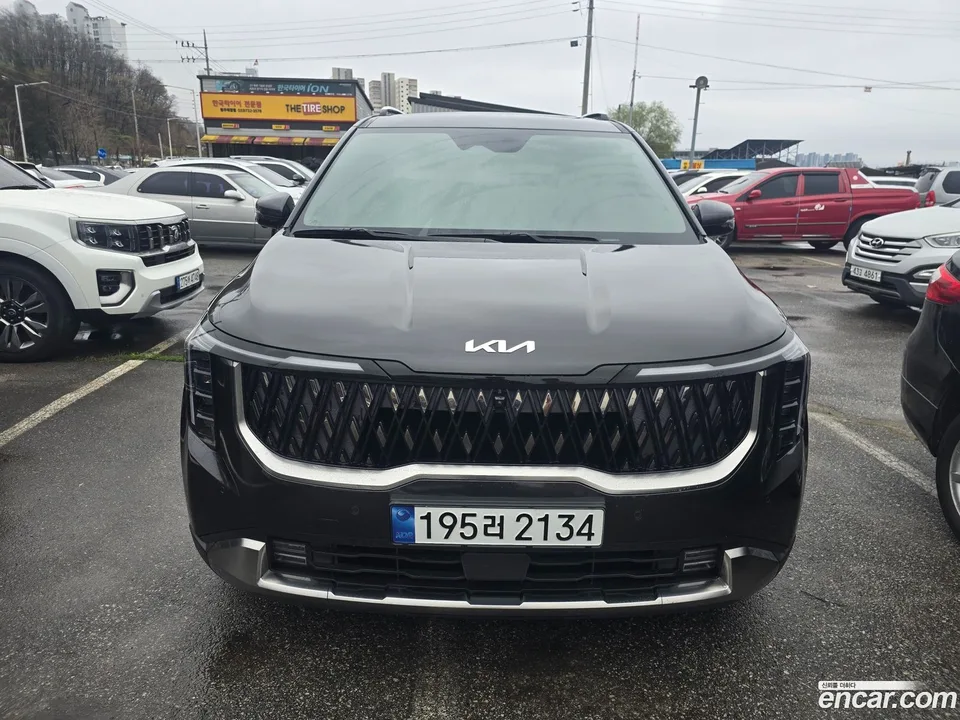 Kia Carnival 7 2024 — миниатюра 3