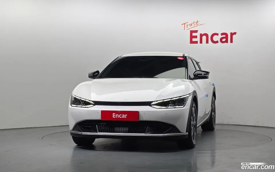 Kia EV6 2024 — миниатюра 3