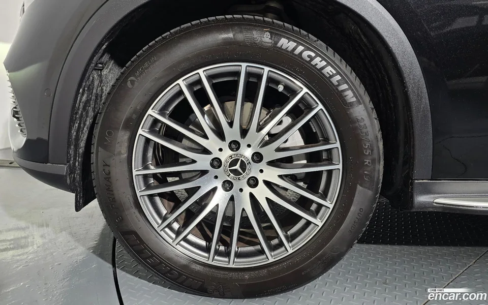 Mercedes-Benz GLC-Class GLC300 4MATIC 2025 — миниатюра 5